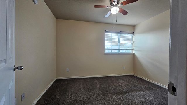 2320 Shady Pine Drive, Conroe, TX 77301