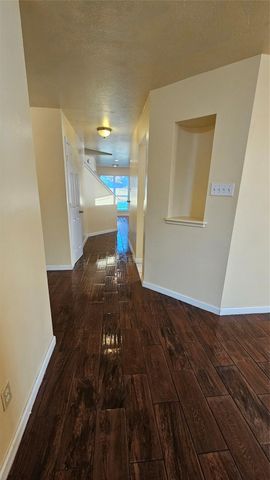 2320 Shady Pine Drive, Conroe, TX 77301