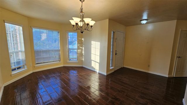 2320 Shady Pine Drive, Conroe, TX 77301