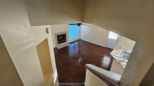 2320 Shady Pine Drive, Conroe, TX 77301