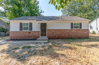 3207 Fairview Dr, Jonesboro, AR 72401