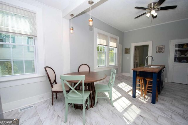 118 Highland Avenue, Lagrange, GA 30240