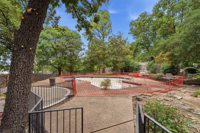 6741 S Birmingham Avenue, Tulsa, OK 74136