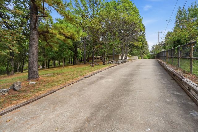 6741 S Birmingham Avenue, Tulsa, OK 74136