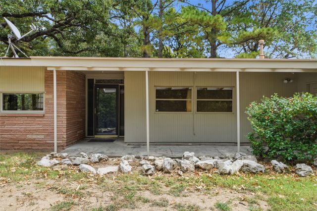 6741 S Birmingham Avenue, Tulsa, OK 74136