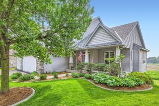 1008 9th Street Court SE, New Prague, MN 56071