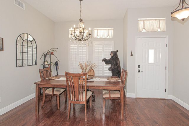 112 Wildwood Drive, Livingston, TX 77351