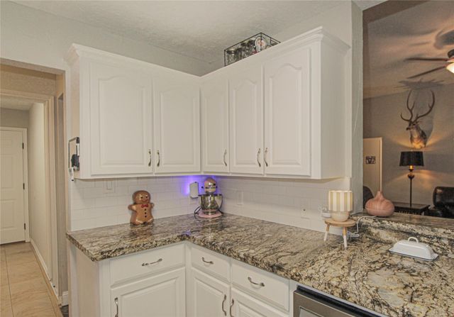 112 Wildwood Drive, Livingston, TX 77351