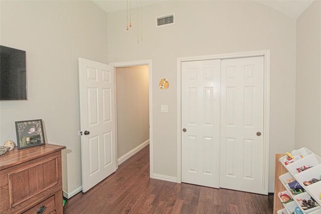 112 Wildwood Drive, Livingston, TX 77351