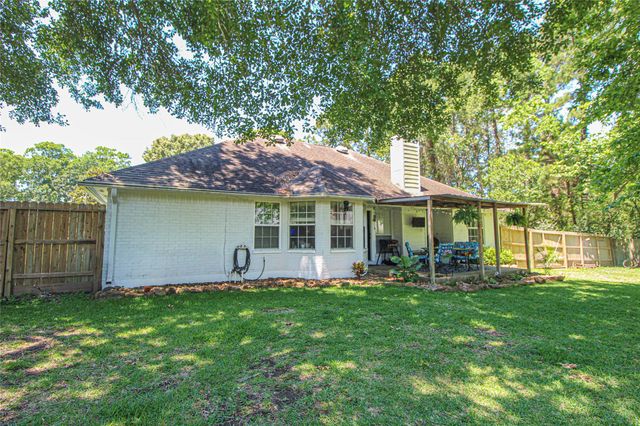 112 Wildwood Drive, Livingston, TX 77351