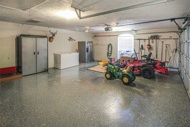 112 Wildwood Drive, Livingston, TX 77351