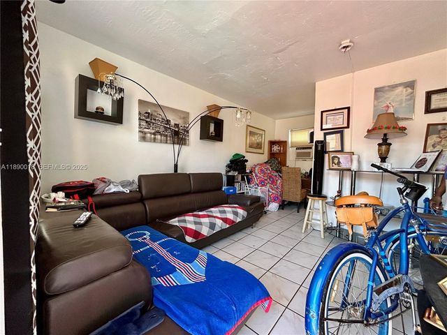 2013 Washington Avenue, Opa-Locka, Opa Locka, FL 33054