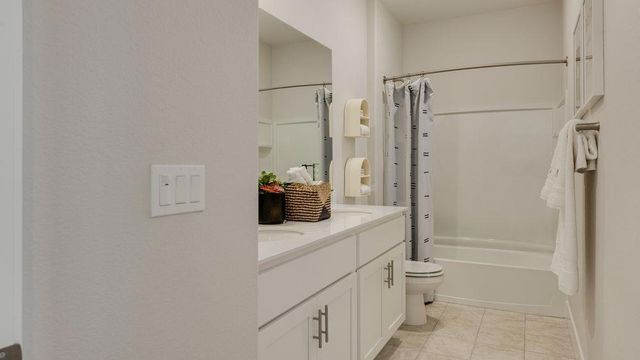 3238 Oak Trail Drive, Manteca, CA 95337