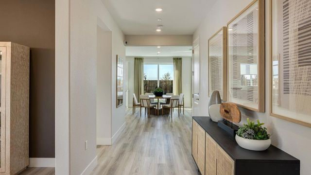 3238 Oak Trail Drive, Manteca, CA 95337