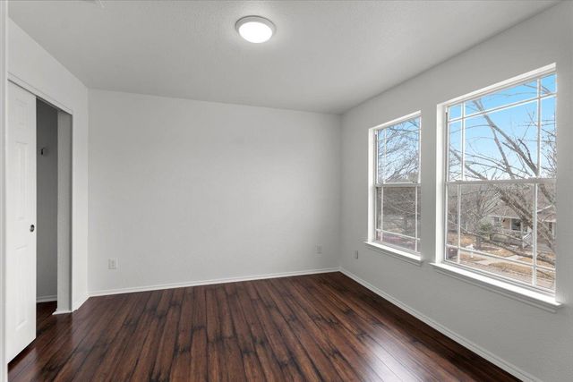 684 Hogan, Kyle, TX 78640