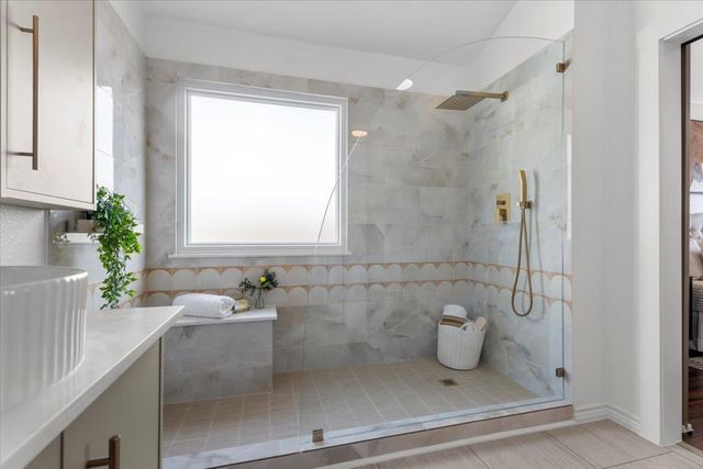 684 Hogan, Kyle, TX 78640