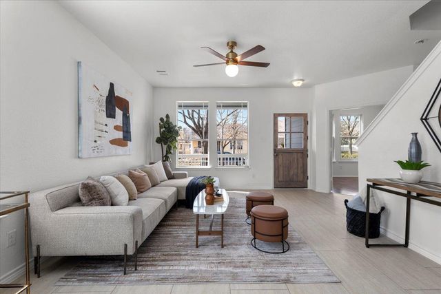 684 Hogan, Kyle, TX 78640