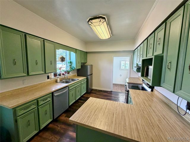 2219 St Charles Avenue, Montgomery, AL 36107