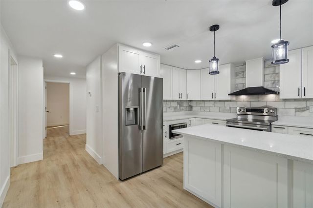 224 TIMBERLANE DRIVE, Palm Harbor, FL 34683