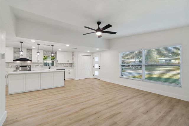 224 TIMBERLANE DRIVE, Palm Harbor, FL 34683