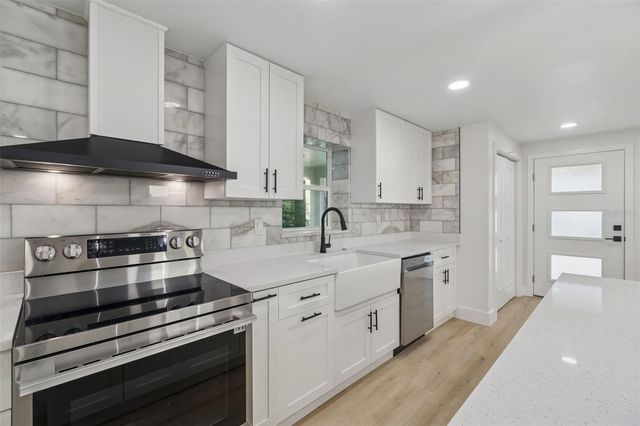 224 TIMBERLANE DRIVE, Palm Harbor, FL 34683