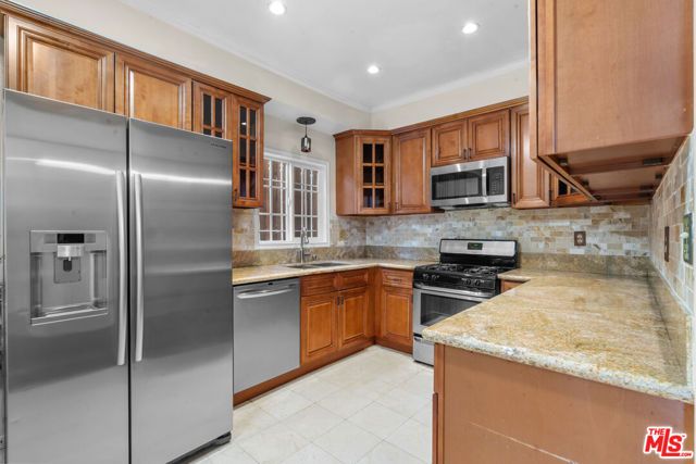 822 S Windsor Boulevard 102, Los Angeles, CA 90005