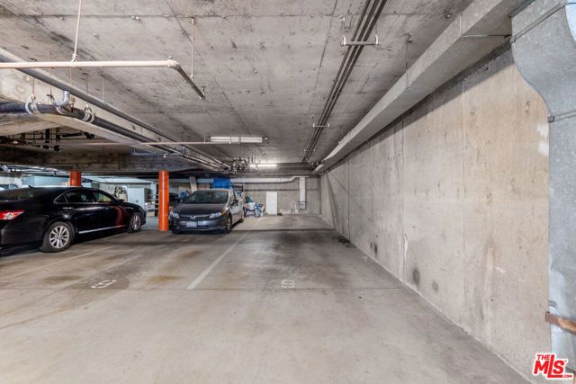 822 S Windsor Boulevard 102, Los Angeles, CA 90005