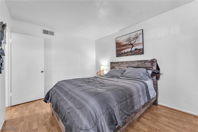 2900 Brady Avenue, Las Vegas, NV 89101