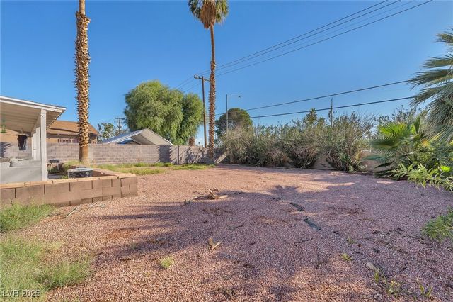 2900 Brady Avenue, Las Vegas, NV 89101