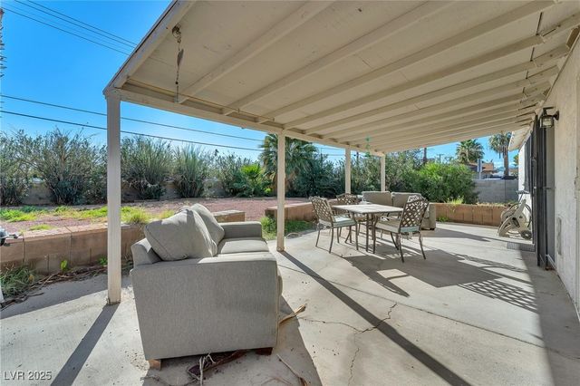 2900 Brady Avenue, Las Vegas, NV 89101