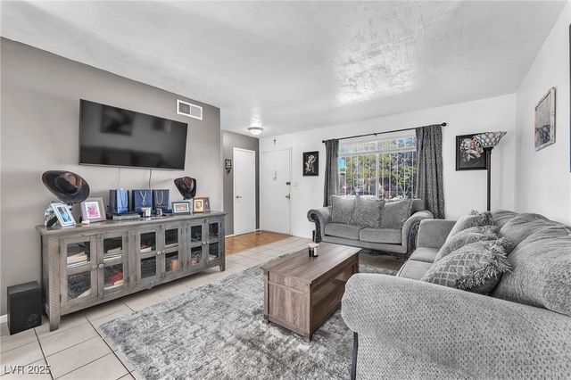 2900 Brady Avenue, Las Vegas, NV 89101