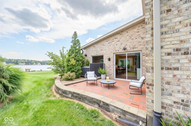 1085 E North Shore Drive, Brownstown, IN 47220