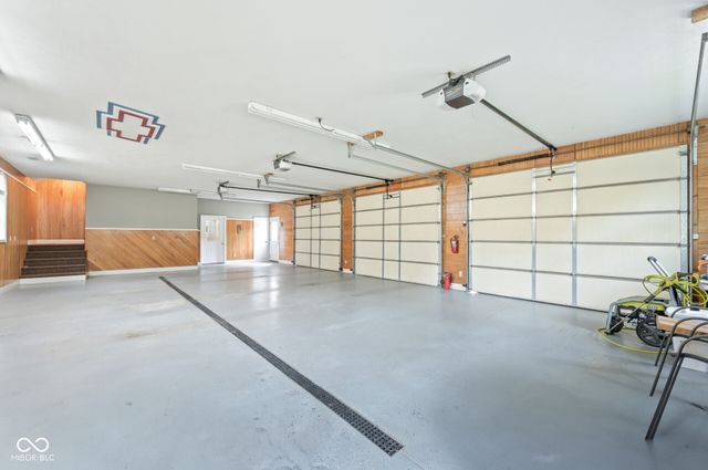 1085 E North Shore Drive, Brownstown, IN 47220