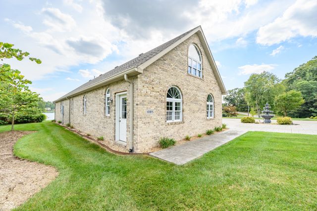 1085 E North Shore Drive, Brownstown, IN 47220