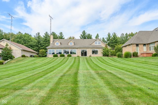 1085 E North Shore Drive, Brownstown, IN 47220