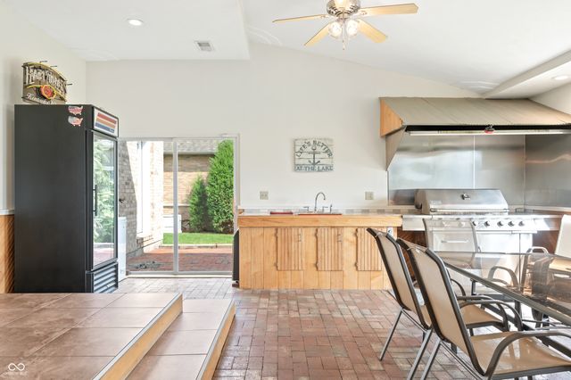 1085 E North Shore Drive, Brownstown, IN 47220
