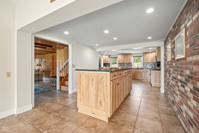 1085 E North Shore Drive, Brownstown, IN 47220
