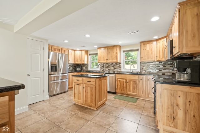 1085 E North Shore Drive, Brownstown, IN 47220