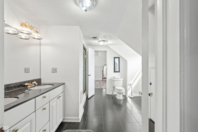 1085 E North Shore Drive, Brownstown, IN 47220