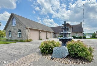 1085 E North Shore Drive, Brownstown, IN 47220