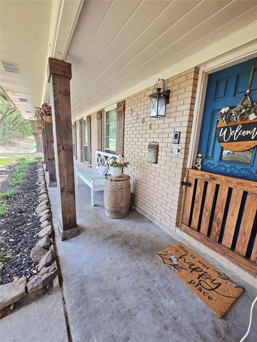 2306 Hollywood Avenue, Liberty, TX 77575