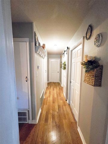 2306 Hollywood Avenue, Liberty, TX 77575