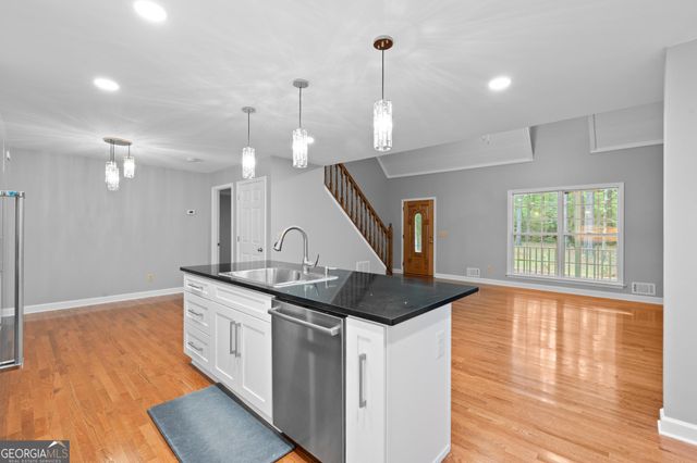 121 Katy Lake Road, Jackson, GA 30233