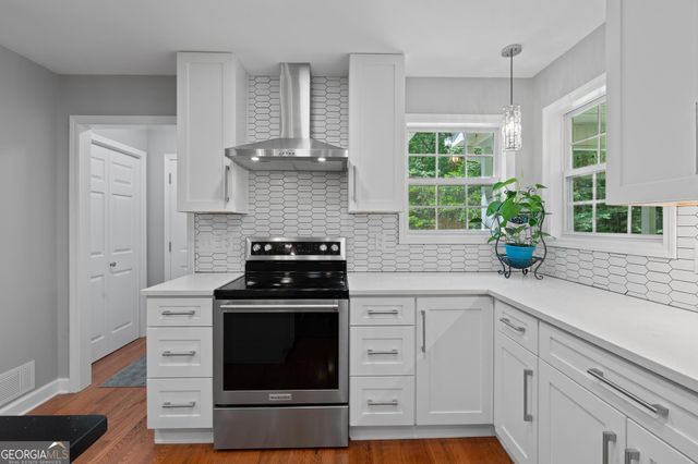 121 Katy Lake Road, Jackson, GA 30233