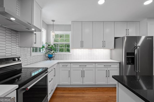 121 Katy Lake Road, Jackson, GA 30233
