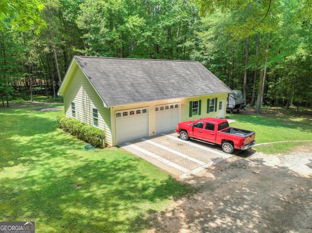 121 Katy Lake Road, Jackson, GA 30233