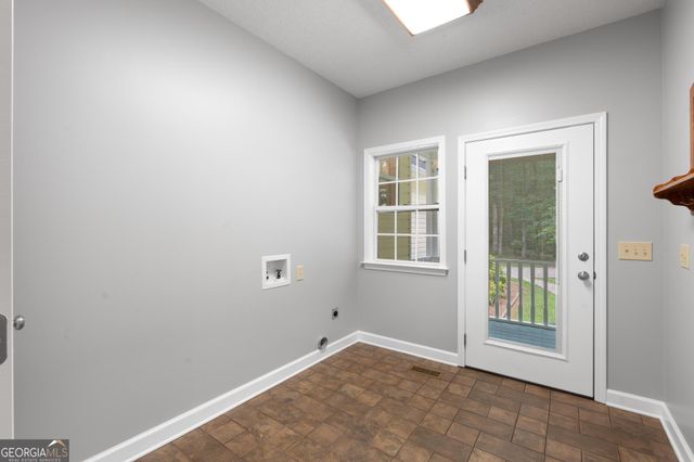 121 Katy Lake Road, Jackson, GA 30233