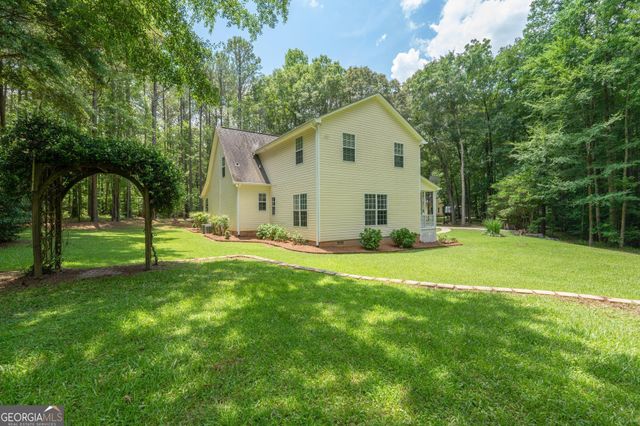 121 Katy Lake Road, Jackson, GA 30233