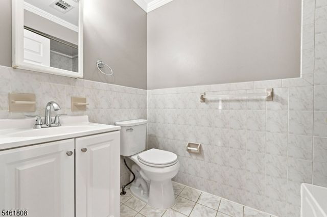 250 Passaic Ave, East Newark Boro, NJ 07029