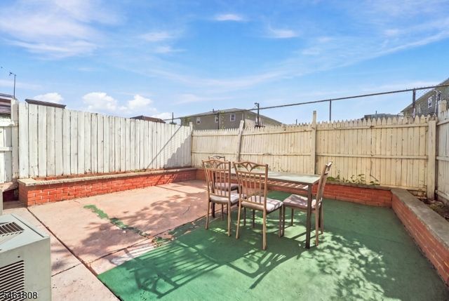 250 Passaic Ave, East Newark Boro, NJ 07029
